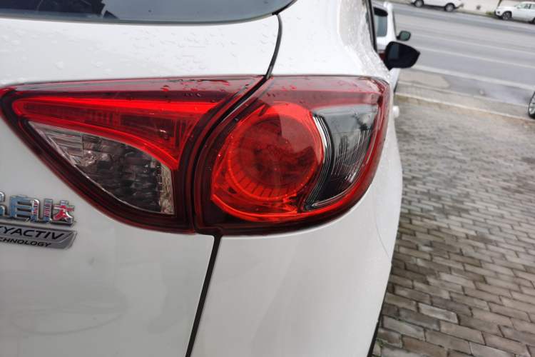 Used Mazda CX-5 2015 2.0L Automatic 2WD Comfort Edition Exterior 6