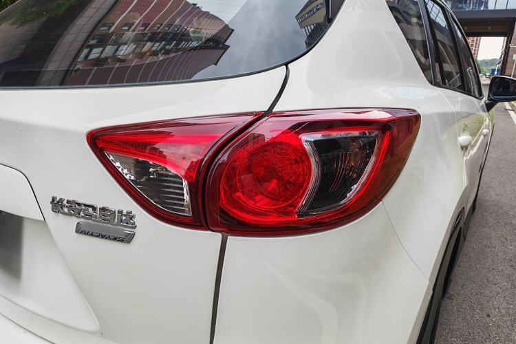 Used Mazda CX-5 2015 2.0L Automatic Two-Wheel Drive Urban Version Exterior 8