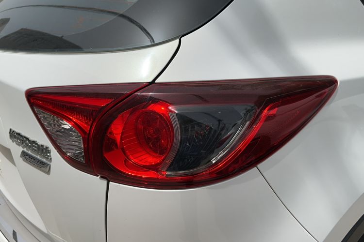 Used Mazda CX-5 2015 2.0L Automatic Two-Wheel Drive Urban Version Exterior 8