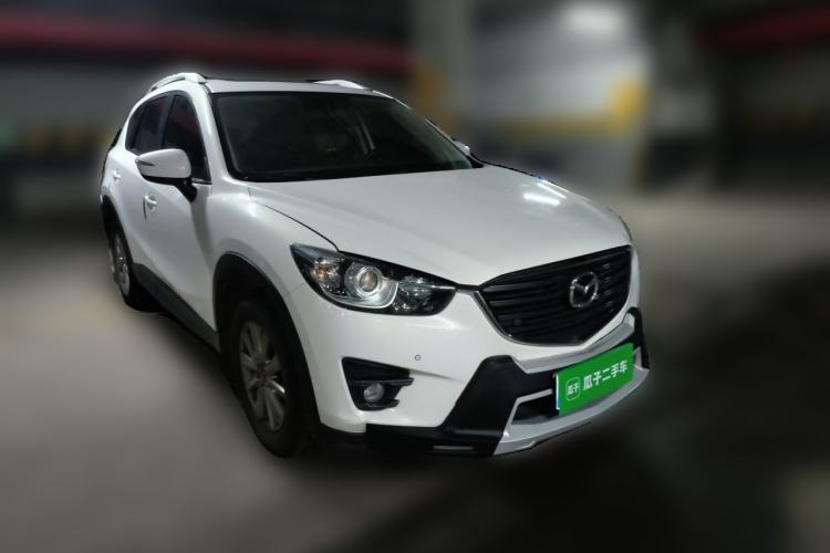 Used Mazda CX-5 2015 2.0L Automatic Two-Wheel Drive Urban Version Front Right 45 Deg