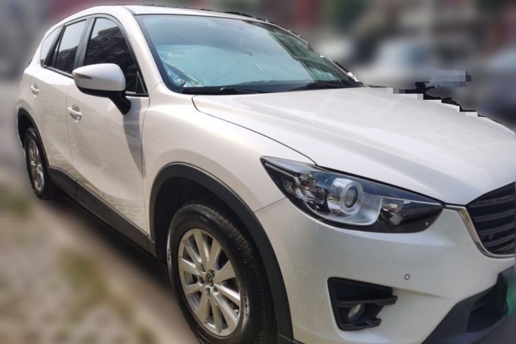 Used Mazda CX-5 2015 2.0L Automatic Two-Wheel Drive Urban Version Front Right 45 Deg