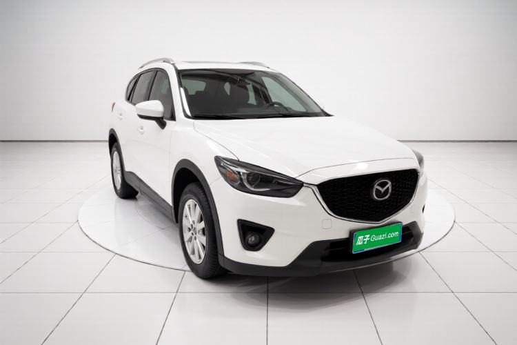 Used Mazda CX-5 2015 2.0L Automatic 2WD Comfort Edition Front Right 45 Deg