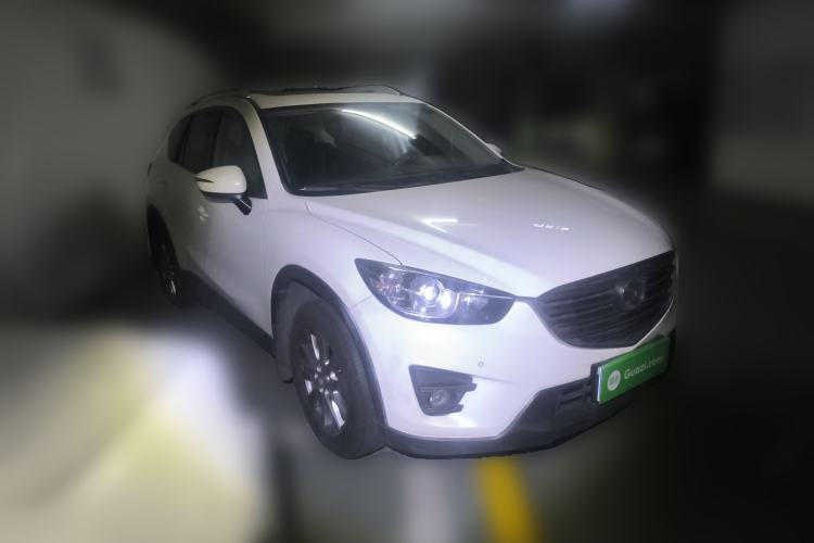 Used Mazda CX-5 2015 2.0L Automatic Two-Wheel Drive Urban Version Front Right 45 Deg