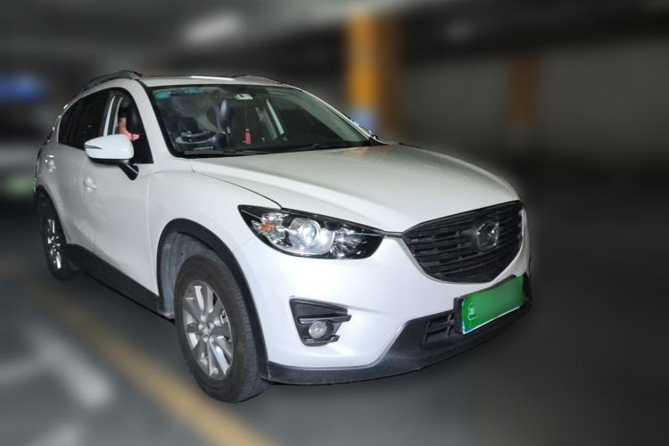 Used Mazda CX-5 2015 2.0L Manual Two-Wheel Drive Comfort Version Front Right 45 Deg