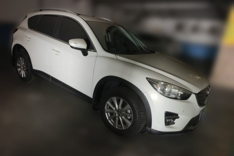 Used Mazda CX-5 2015 2.0L Automatic Two-Wheel Drive Urban Version Front Right 45 Deg