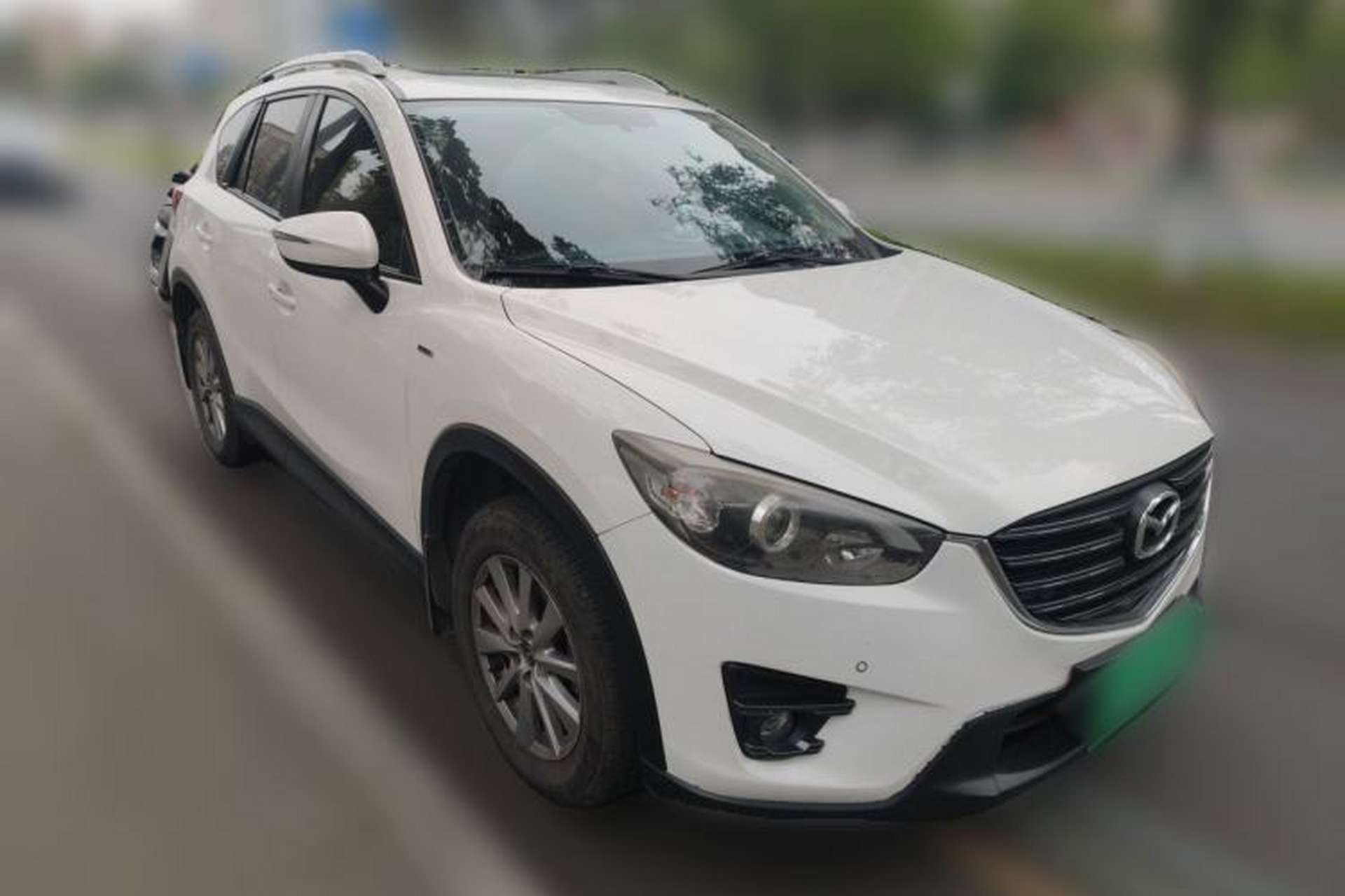 Used Mazda CX-5 2015 2.0L Automatic 4x4 Luxury Edition Front Right 45 Deg