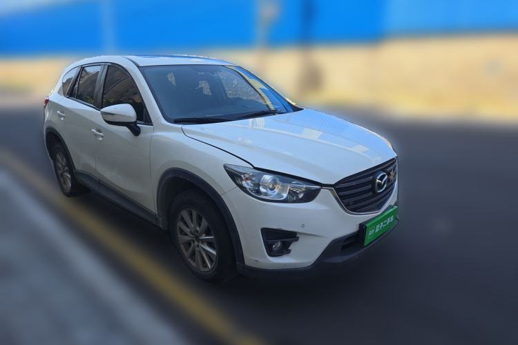 Used Mazda CX-5 2015 2.0L Automatic Two-Wheel Drive Urban Version Front Right 45 Deg