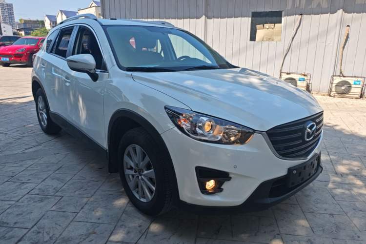 Used Mazda CX-5 2015 2.0L Automatic Two-Wheel Drive Urban Version Front Right 45 Deg