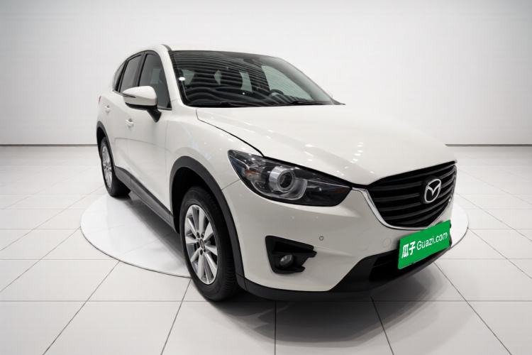 Used Mazda CX-5 2015 2.0L Automatic Two-Wheel Drive Urban Version Front Right 45 Deg
