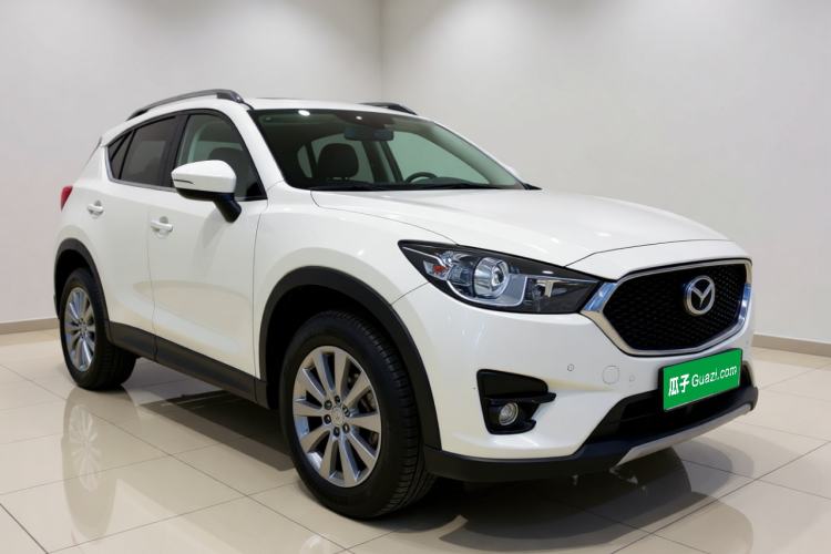 Used Mazda CX-5 2015 2.0L Automatic Two-Wheel Drive Urban Version Front Right 45 Deg