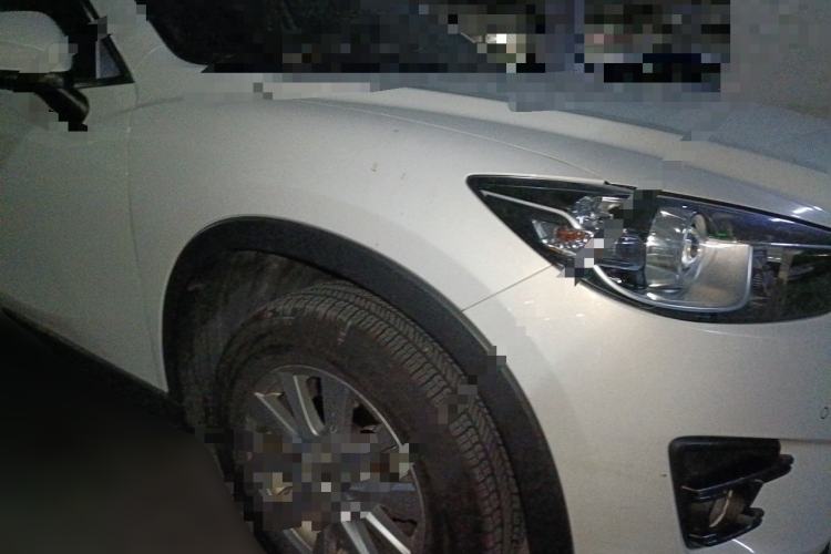Used Mazda CX-5 2015 2.0L Automatic Two-Wheel Drive Urban Version Front Right 45 Deg