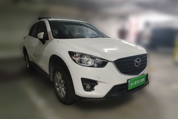 Used Mazda CX-5 2015 2.0L Automatic Two-Wheel Drive Urban Version Front Right 45 Deg