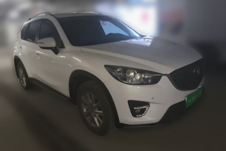 Used Mazda CX-5 2015 2.0L Automatic Two-Wheel Drive Urban Version Front Right 45 Deg