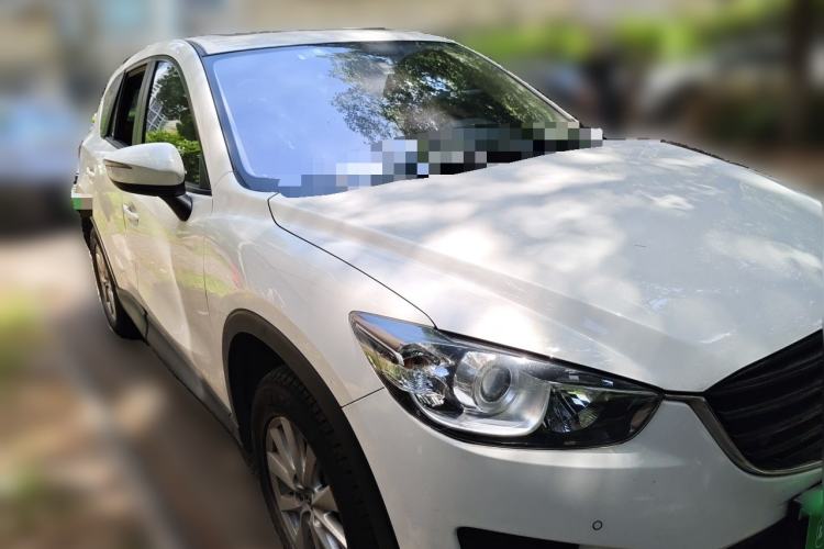 Used Mazda CX-5 2015 2.0L Automatic Two-Wheel Drive Urban Version Front Right 45 Deg