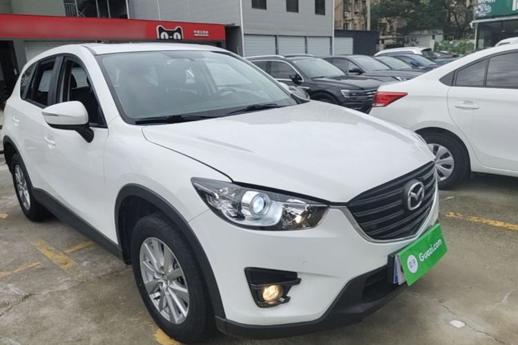 Used Mazda CX-5 2015 2.0L Automatic Two-Wheel Drive Urban Version Front Right 45 Deg