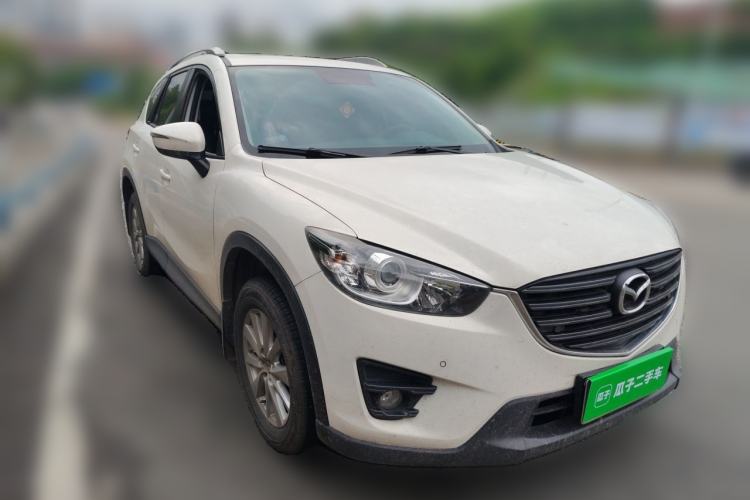 Used Mazda CX-5 2015 2.0L Automatic Two-Wheel Drive Urban Version Front Right 45 Deg