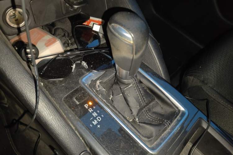 Used Mazda CX-5 2015 2.0L Automatic Two-Wheel Drive Urban Version Gear Lever