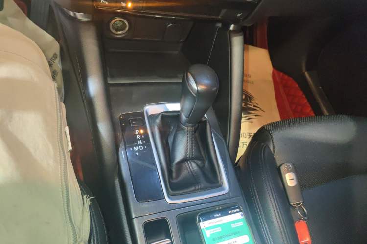 Used Mazda CX-5 2015 2.5L Automatic 4x4 Prestige Edition Gear Lever