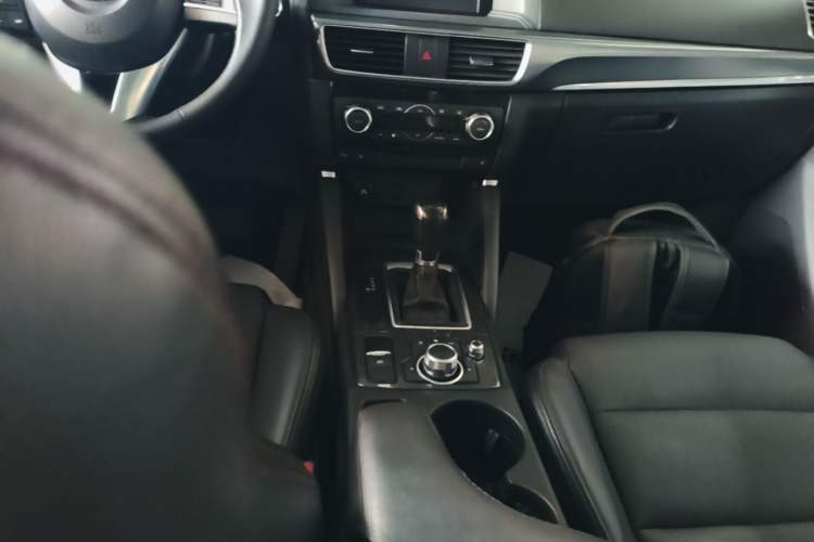 Used Mazda CX-5 2015 2.5L Automatic 4x4 Flagship Model Gear Lever