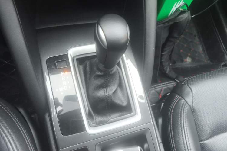 Used Mazda CX-5 2015 2.5L Automatic 4x4 Prestige Edition Gear Lever