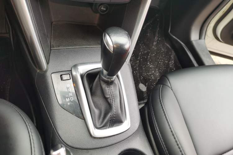Used Mazda CX-5 2015 2.0L Automatic 2WD Comfort Edition Gear Lever