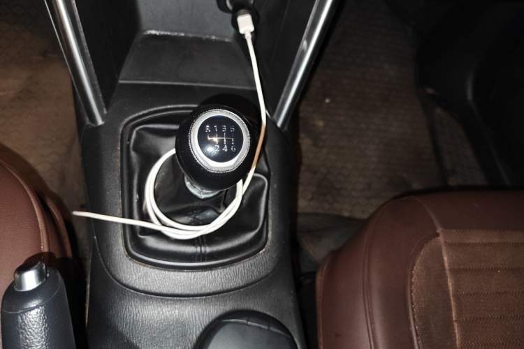 Used Mazda CX-5 2015 2.0L Manual Two-Wheel Drive Comfort Version Gear Lever