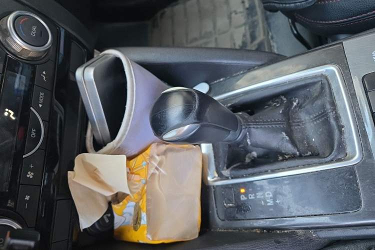 Used Mazda CX-5 2015 2.0L Automatic Two-Wheel Drive Urban Version Gear Lever