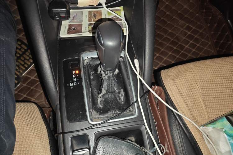 Used Mazda CX-5 2015 2.5L Automatic 4x4 Prestige Edition Gear Lever