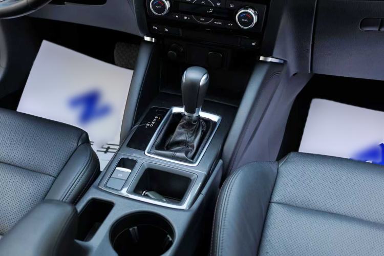 Used Mazda CX-5 2015 2.5L Automatic 4x4 Prestige Edition Gear Lever