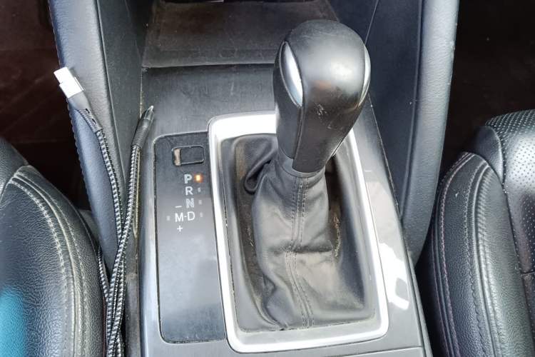 Used Mazda CX-5 2015 2.5L Automatic 4x4 Prestige Edition Gear Lever