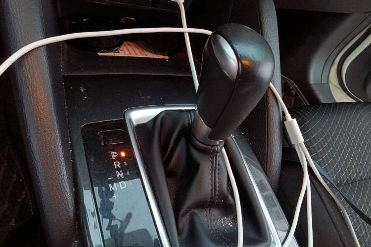 Used Mazda CX-5 2015 2.0L Automatic Two-Wheel Drive Urban Version Gear Lever