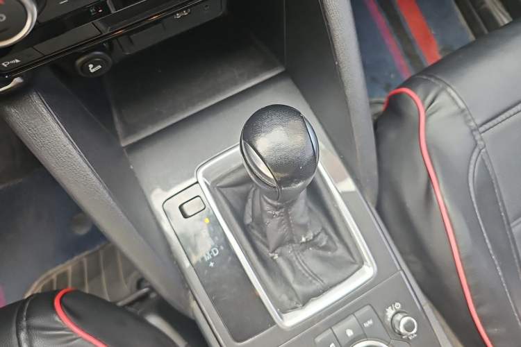 Used Mazda CX-5 2015 2.0L Automatic Two-Wheel Drive Urban Version Gear Lever