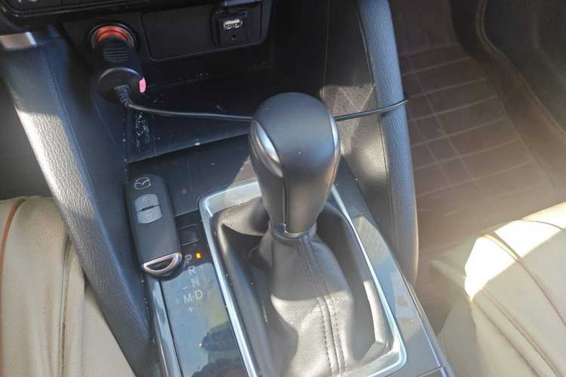 Used Mazda CX-5 2015 2.0L Automatic Two-Wheel Drive Urban Version Gear Lever