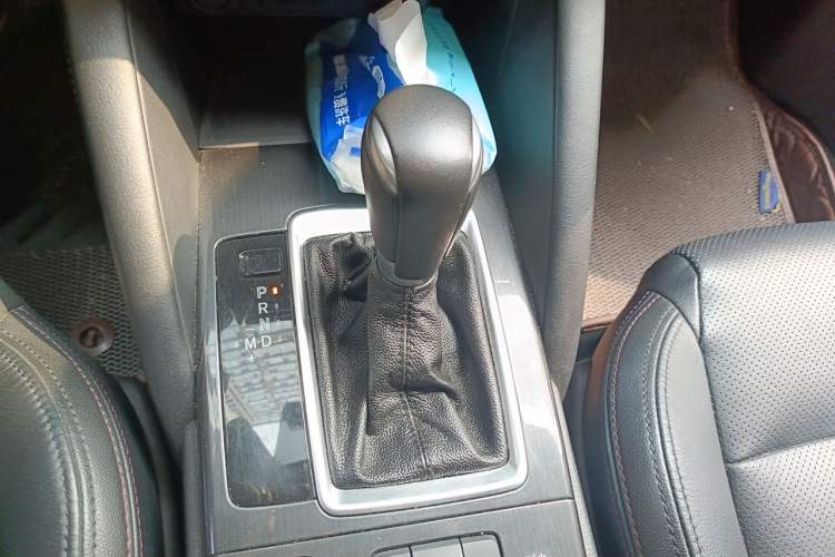 Used Mazda CX-5 2015 2.5L Automatic 4x4 Prestige Edition Gear Lever