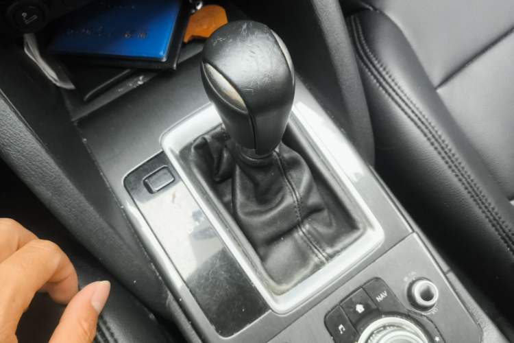 Used Mazda CX-5 2015 2.0L Automatic Two-Wheel Drive Urban Version Gear Lever