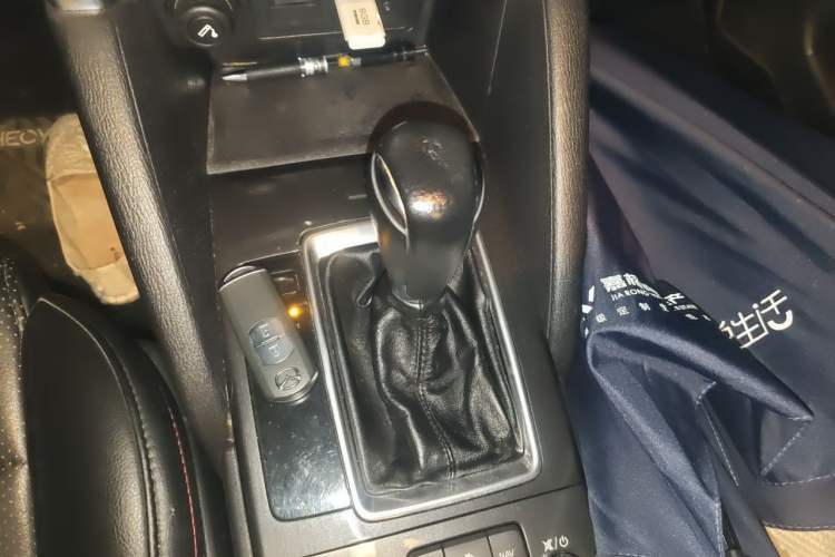 Used Mazda CX-5 2015 2.0L Automatic Two-Wheel Drive Urban Version Gear Lever