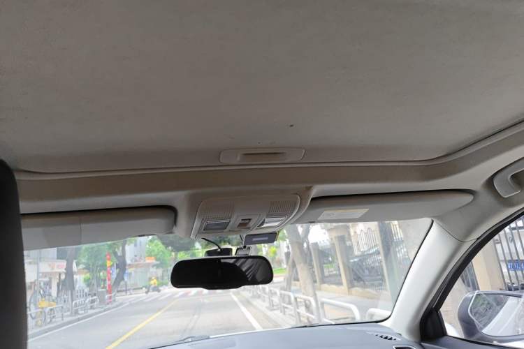 Used Mazda CX-5 2015 2.0L Automatic Two-Wheel Drive Urban Version Headliner