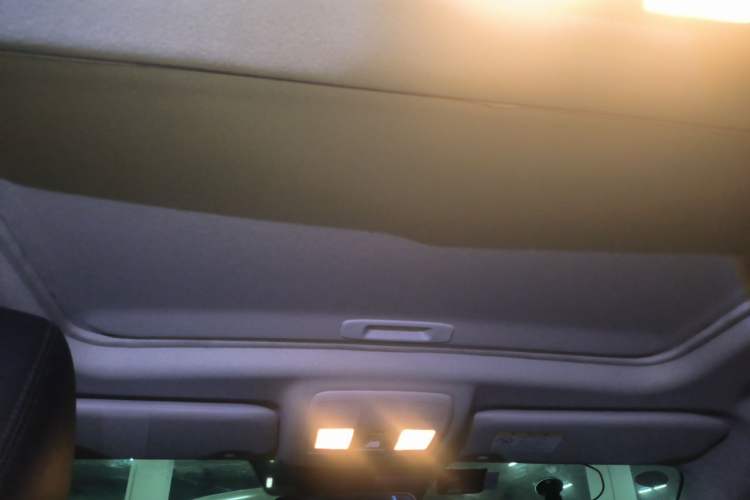 Used Mazda CX-5 2015 2.5L Automatic 4x4 Flagship Model Headliner