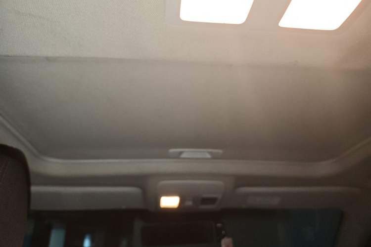 Used Mazda CX-5 2015 2.0L Automatic Two-Wheel Drive Urban Version Headliner