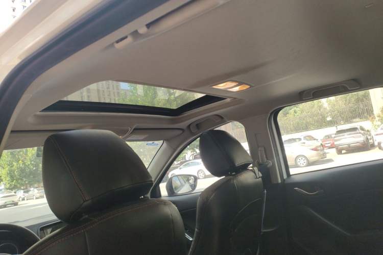 Used Mazda CX-5 2015 2.0L Automatic Two-Wheel Drive Urban Version Headliner