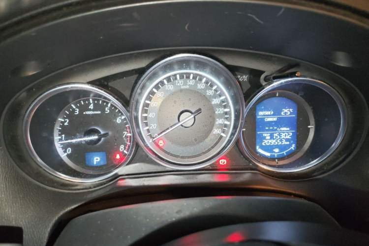 Used Mazda CX-5 2015 2.0L Automatic Two-Wheel Drive Urban Version Instrument Cluster