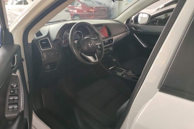 Used Mazda CX-5 2015 2.0L Automatic Two-Wheel Drive Urban Version Interior 1
