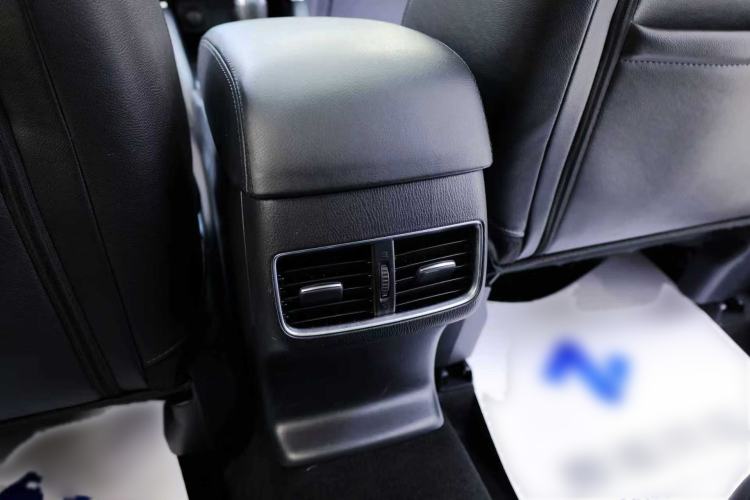 Used Mazda CX-5 2015 2.5L Automatic 4x4 Prestige Edition Interior 11