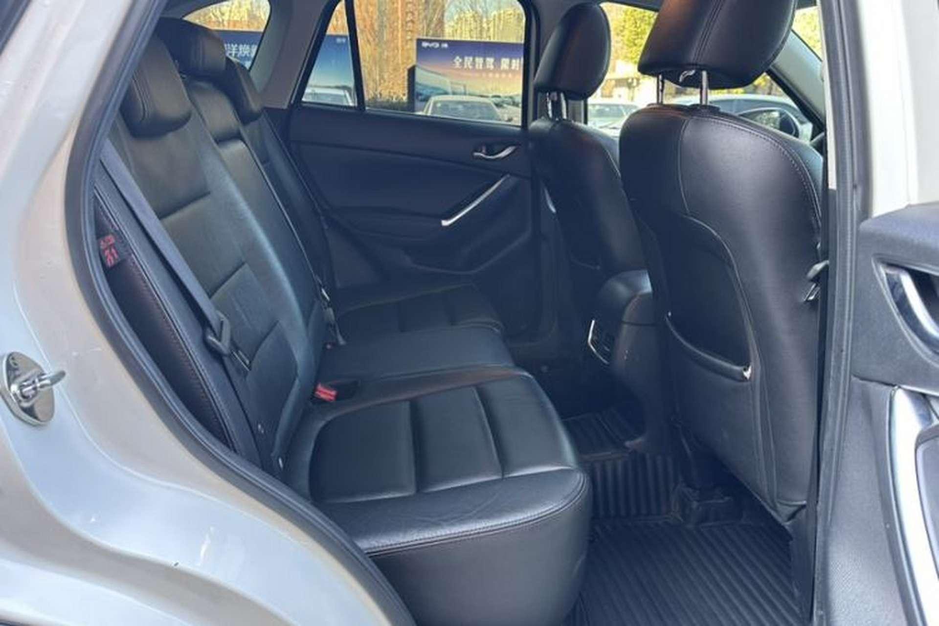 Used Mazda CX-5 2015 2.5L Automatic 4x4 Prestige Edition Interior 2