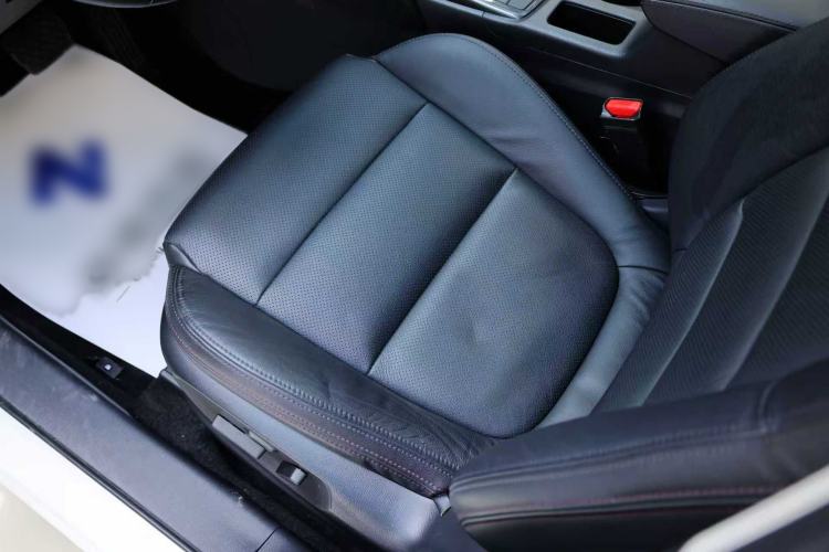 Used Mazda CX-5 2015 2.5L Automatic 4x4 Prestige Edition Interior 7