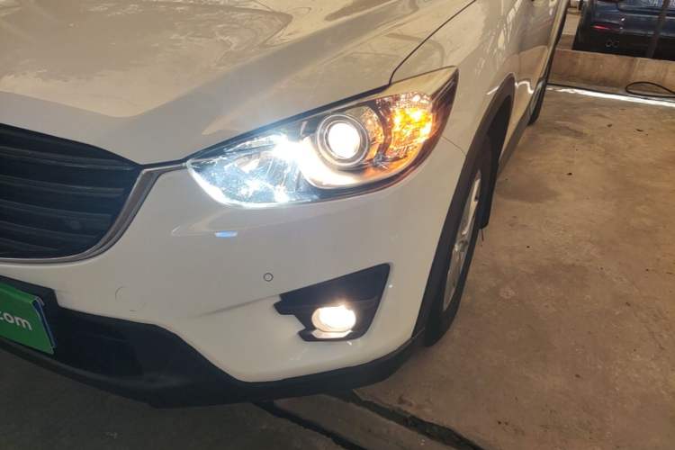 Used Mazda CX-5 2015 2.0L Automatic Two-Wheel Drive Urban Version Left Front Headlight