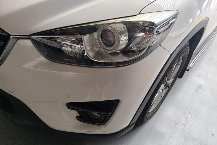 Used Mazda CX-5 2015 2.0L Automatic Two-Wheel Drive Urban Version Left Front Headlight