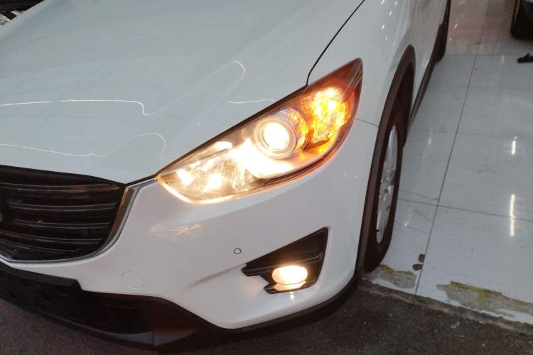 Used Mazda CX-5 2015 2.0L Automatic Two-Wheel Drive Urban Version Left Front Headlight