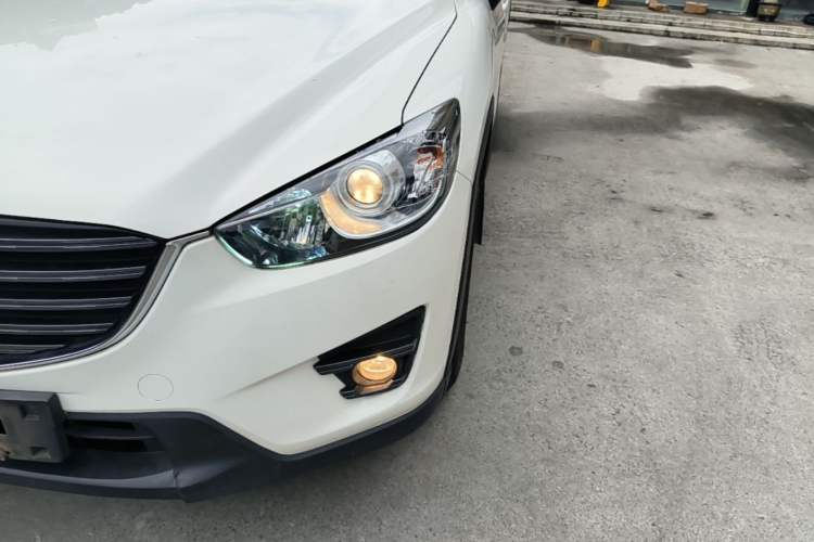 Used Mazda CX-5 2015 2.0L Manual Two-Wheel Drive Comfort Version Left Front Headlight