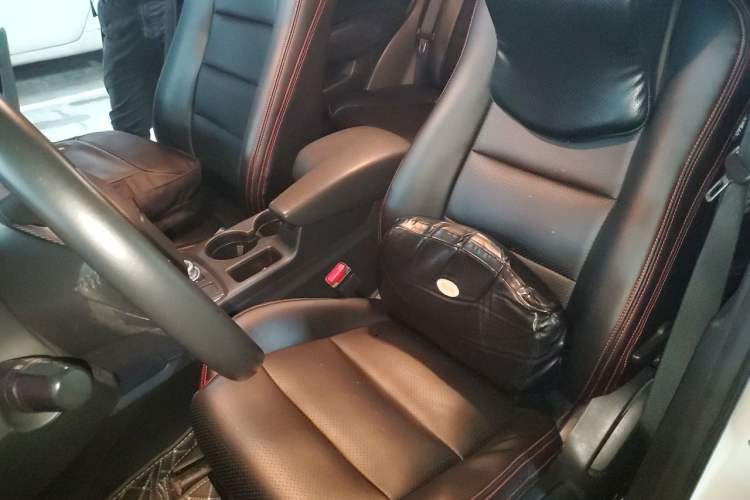 Used Mazda CX-5 2015 2.0L Automatic Two-Wheel Drive Urban Version Left Front Seat
